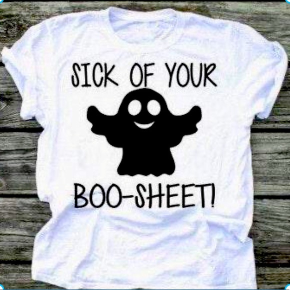 8itten’s Boutique Tops - 🖤HALLOWEEN 🎃 T-Shirt